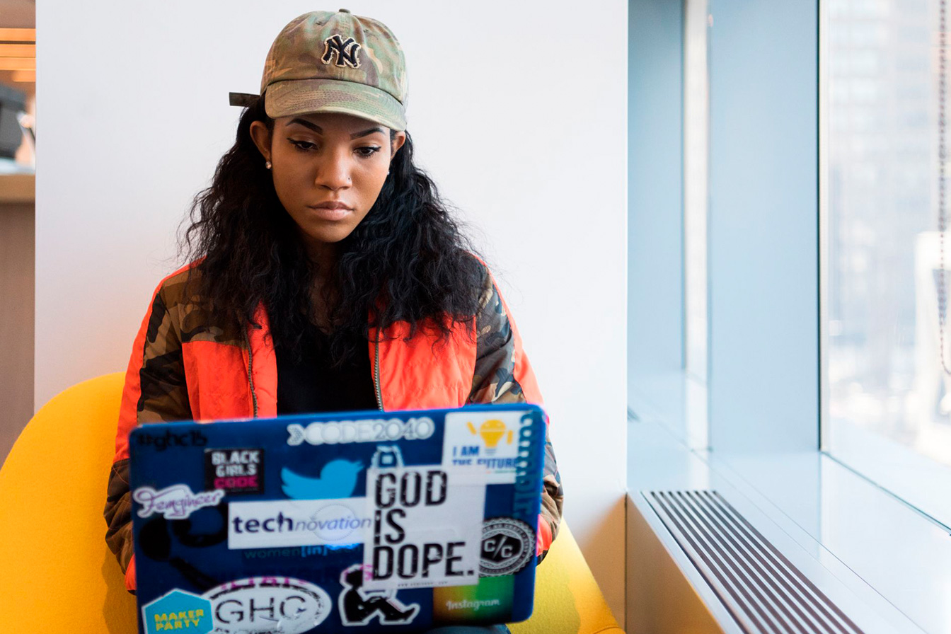 découvrez le mode d’emploi rapide pour la connexion et l’application mjm cloud. suivez nos étapes simples pour accéder facilement à vos services cloud et optimiser votre expérience utilisateur.