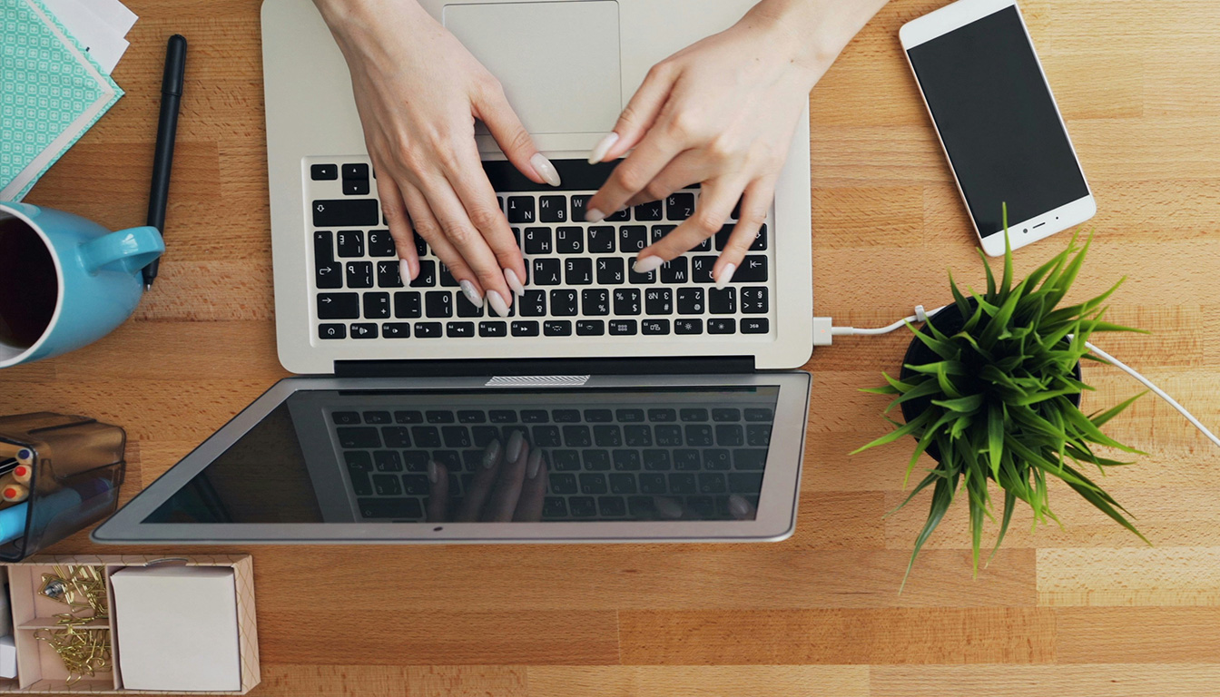 découvrez comment fonctionne mailjet, la plateforme d'emailing, et explorez ses principales fonctionnalités pour créer, envoyer et gérer efficacement vos campagnes d'email marketing.