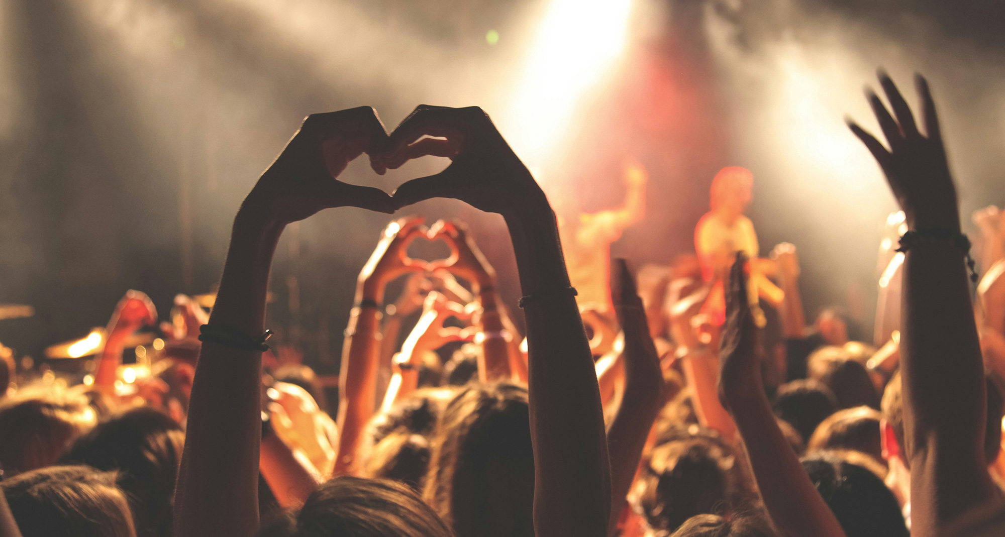 découvrez weezevent, la solution complète pour gérer vos événements : billetterie en ligne, paiement cashless et nombreuses options personnalisables pour une organisation réussie.