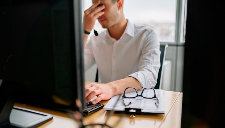 Fermeture exceptionnelle imposée par l'employeur : droits des salariés et cas particuliers (travaux, congés, etc.)