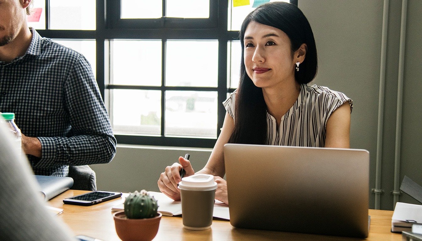 découvrez notre comparaison complète entre inpi guichet unique et legalstart : avis d'utilisateurs, démarches administratives simplifiées et solutions de signature électronique pour choisir la meilleure option.