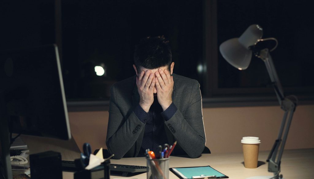 Découvrez les 5 signes indiquant que votre entreprise doit simplifier sa gestion des ressources humaines, notamment la paie, les congés et les notes de frais, pour gagner en efficacité et réduire les erreurs.