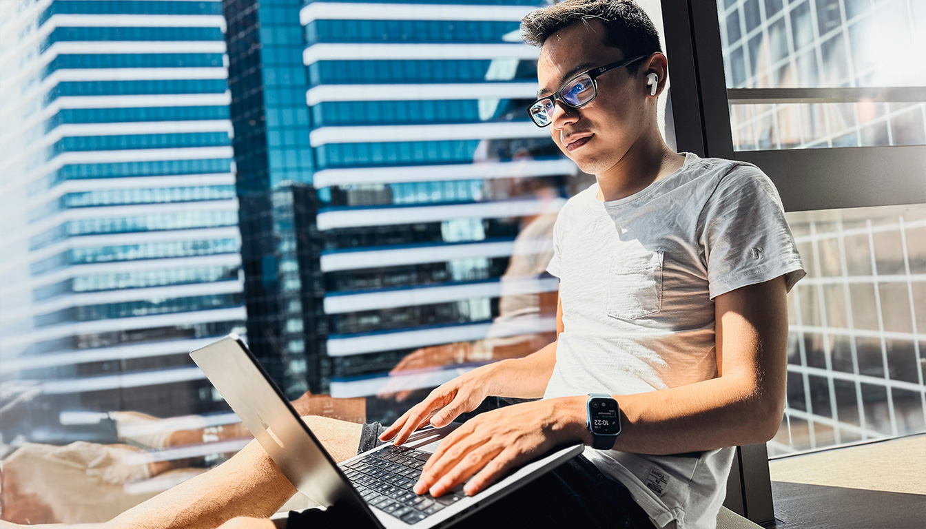 découvrez les secteurs accessibles après un bac stmg, les salaires moyens et des exemples de carrières possibles pour bien orienter votre avenir professionnel.