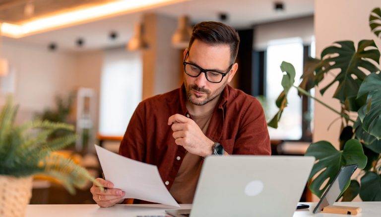 découvrez le calendrier des dates de paye pour les fonctionnaires, les cas particuliers à connaître et toutes les informations essentielles selon les différents secteurs.