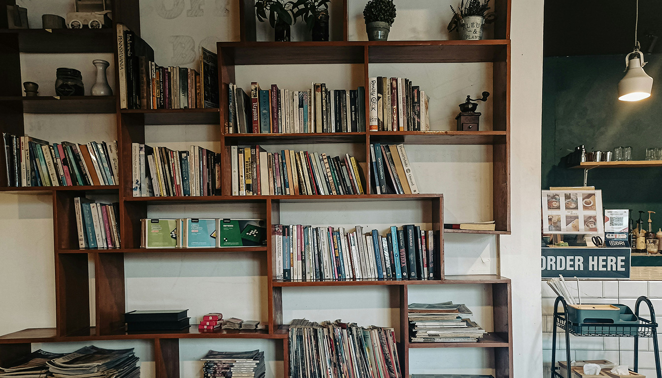 découvrez nos conseils pratiques pour ouvrir votre librairie café avec succès et créer un espace unique alliant passion des livres et convivialité autour d'un bon café.