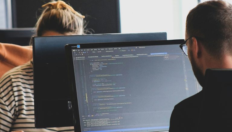 Développeur web : un métier au cœur de nombreux projets numériques