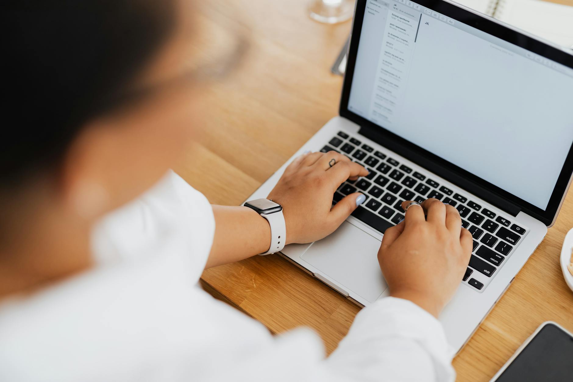 Mail prise de contact exemples — écriture d'email professionnel bureau