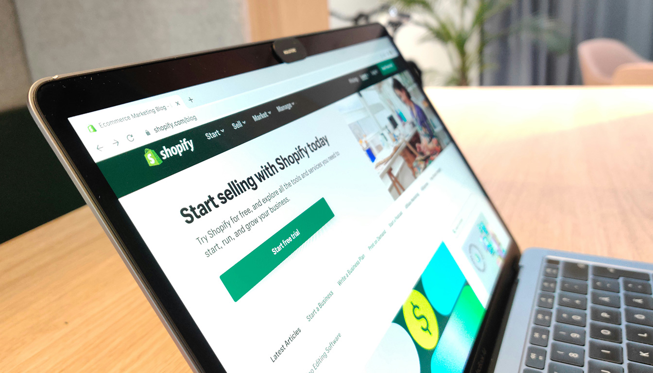 découvrez comment profiter de l'offre exceptionnelle shopify 3 mois à 1 euro pour lancer facilement votre boutique en ligne et démarrer votre activité rapidement.