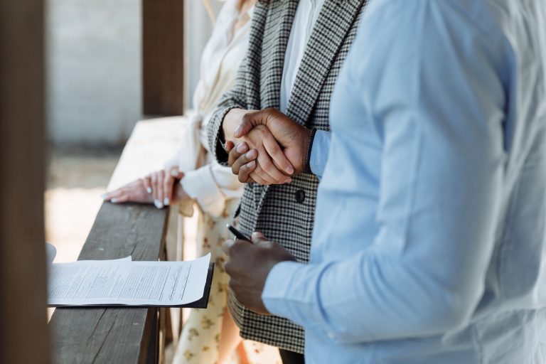 Combien de temps pour vendre — signature d'un contrat de vente d'entreprise