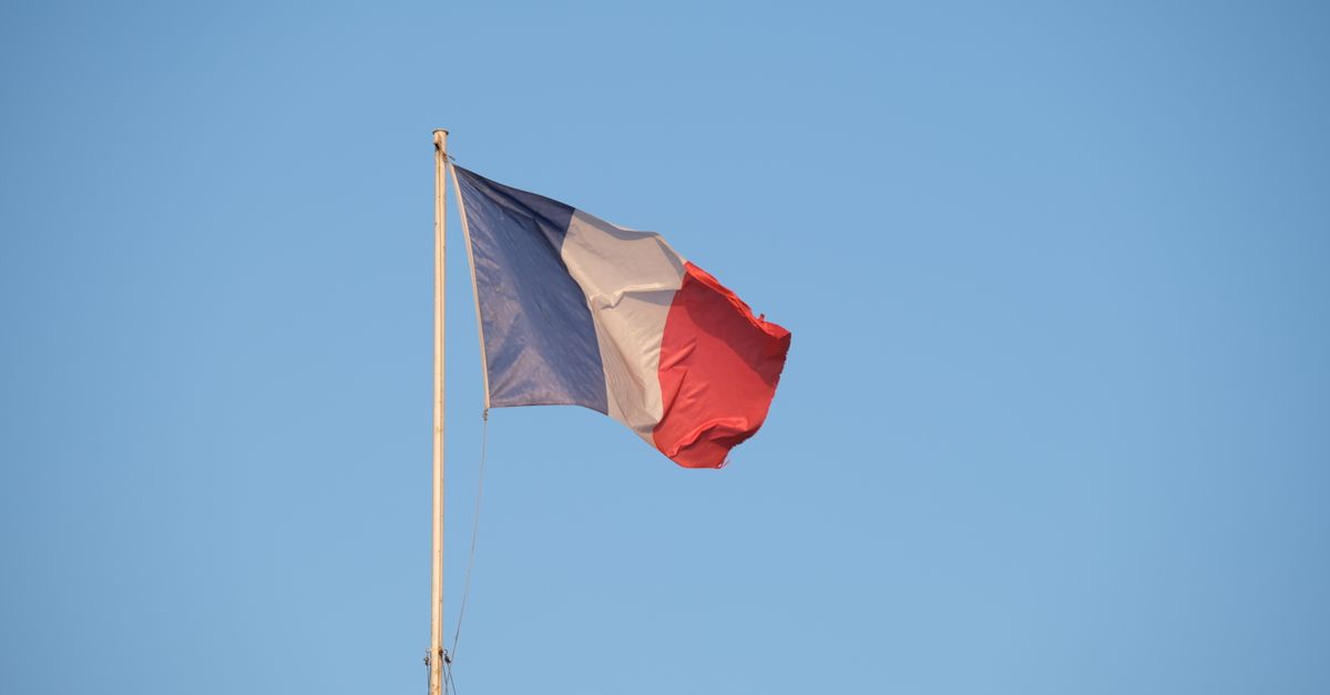 Découvrez pourquoi apprendre le français peut booster votre carrière professionnelle grâce à de nouvelles opportunités, un réseau élargi et des compétences valorisées sur le marché du travail.