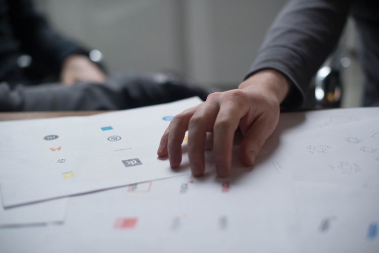 Combien coûte un logo professionnel — processus de création de logo professionnel