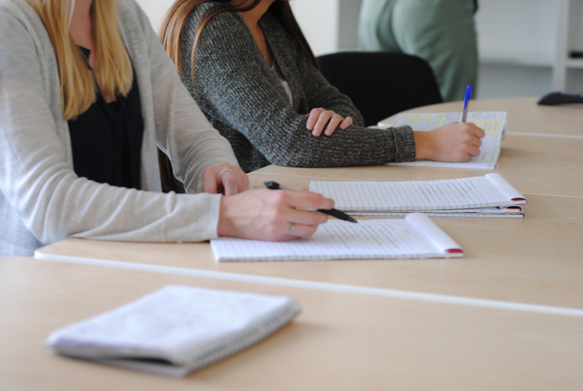 Sophrologie formation prix à quoi — salle de formation sophrologie étudiants