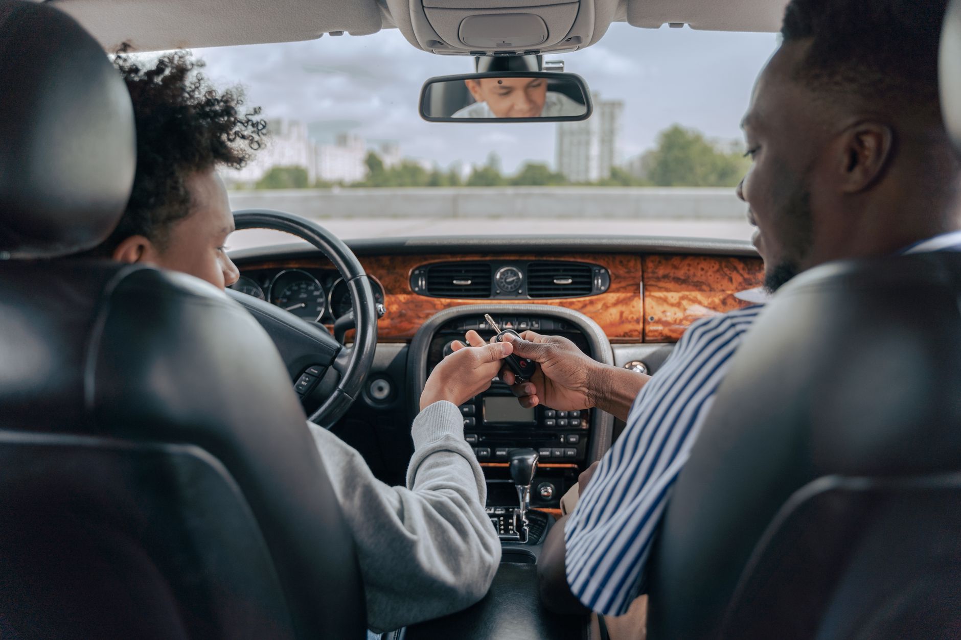 Salaire moyen d’un moniteur d’auto-école en France : chiffres actuels et réalités de terrain — moniteur auto-école enseignant élève